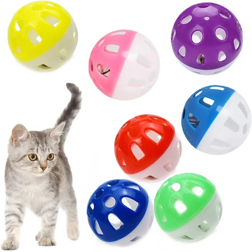 Pack de pelotas de plástico con cascabel para gatos