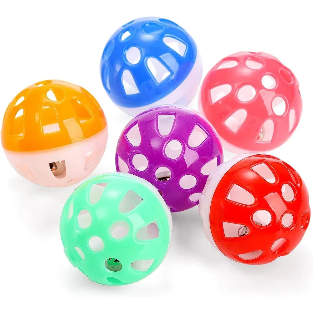 Pack de pelotas de plástico con cascabel para gatos