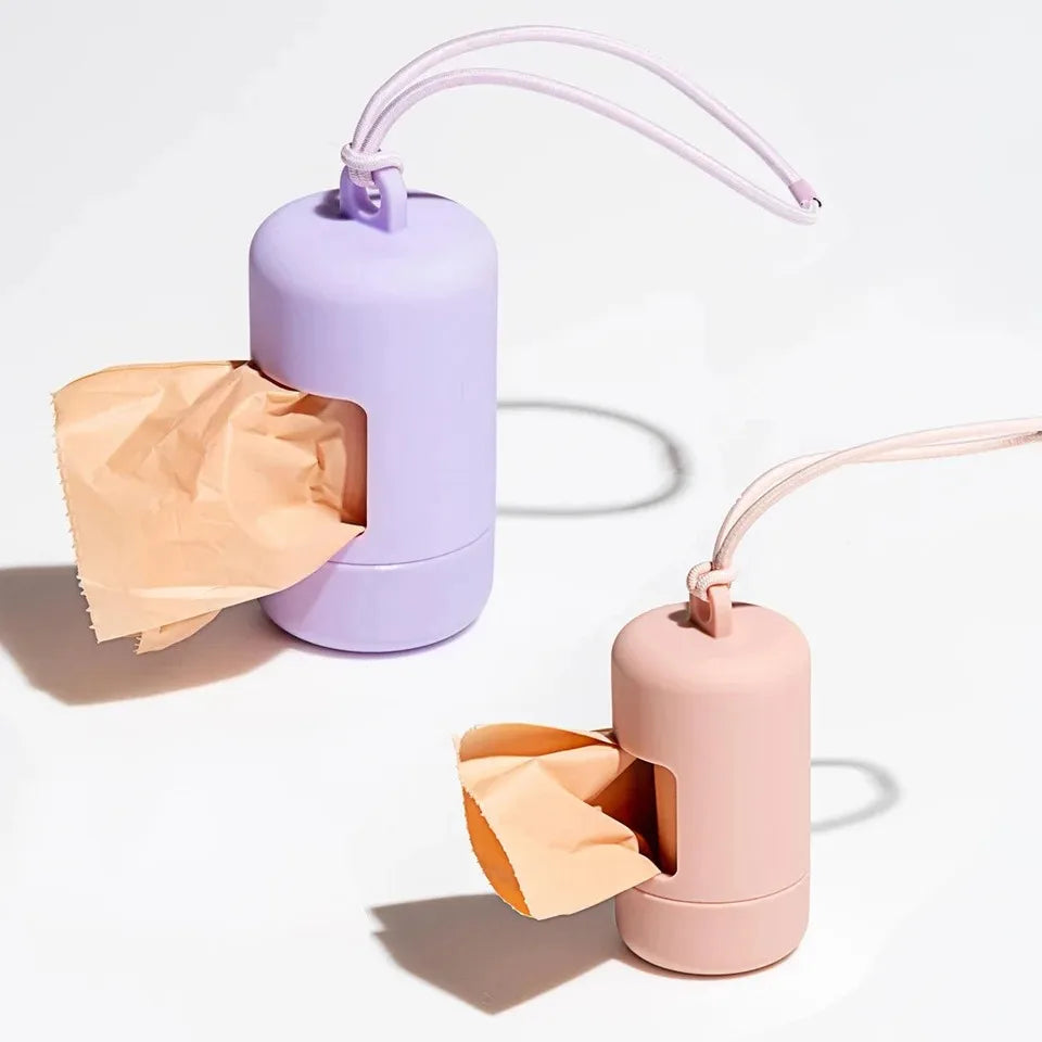 Dispensador portátil de bolsitas para paseos con perros