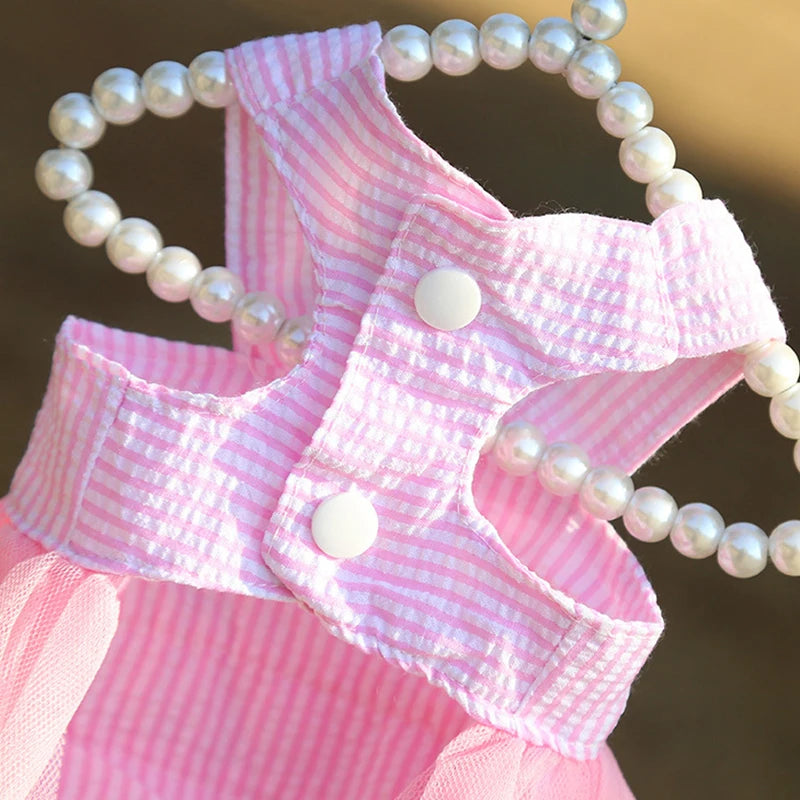 Vestido a rayas con tul para perros pequeños