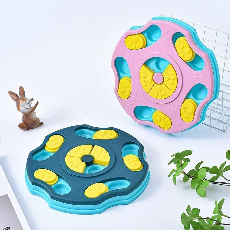Tablero interactivo para perros con piezas deslizantes