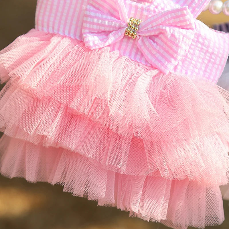 Vestido a rayas con tul para perros pequeños