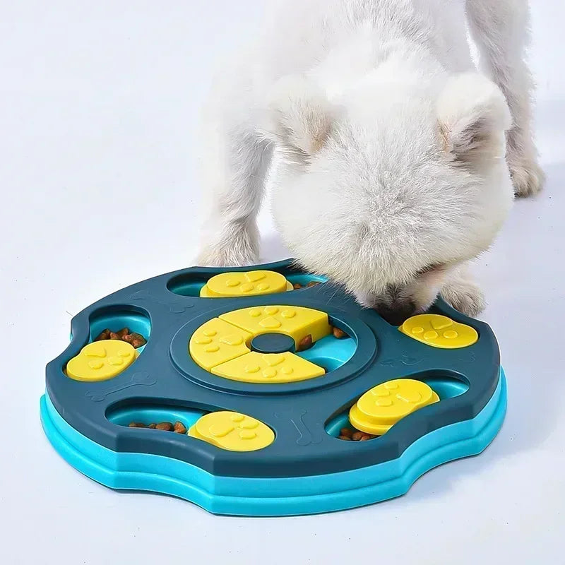 Tablero interactivo para perros con piezas deslizantes