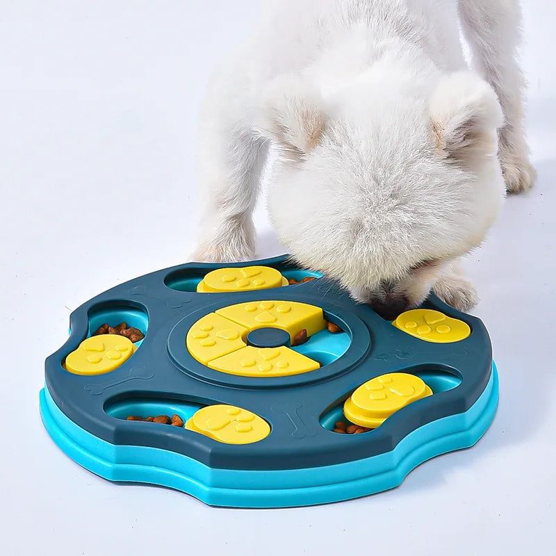 Tablero interactivo para perros con piezas deslizantes