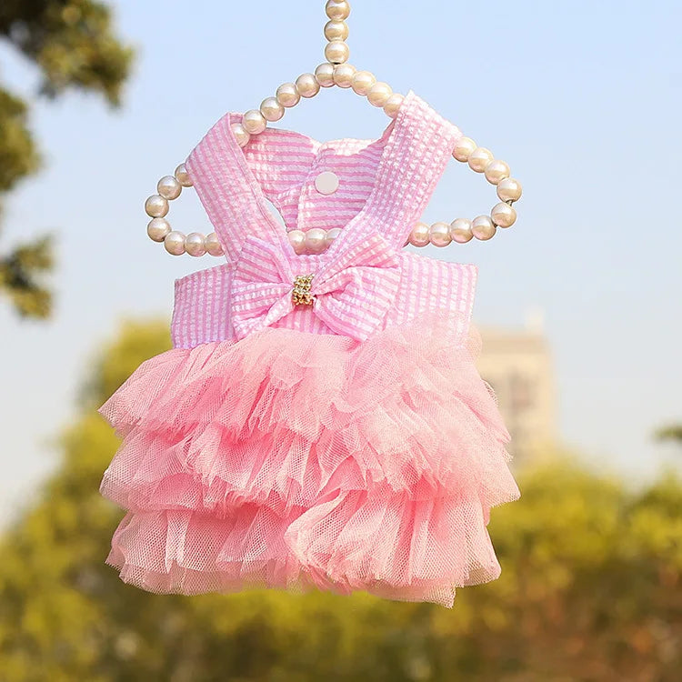 Vestido a rayas con tul para perros pequeños