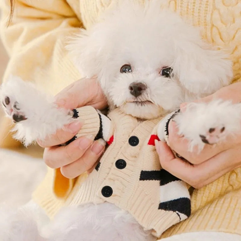 Suéter tejido a rayas para perros y gatos